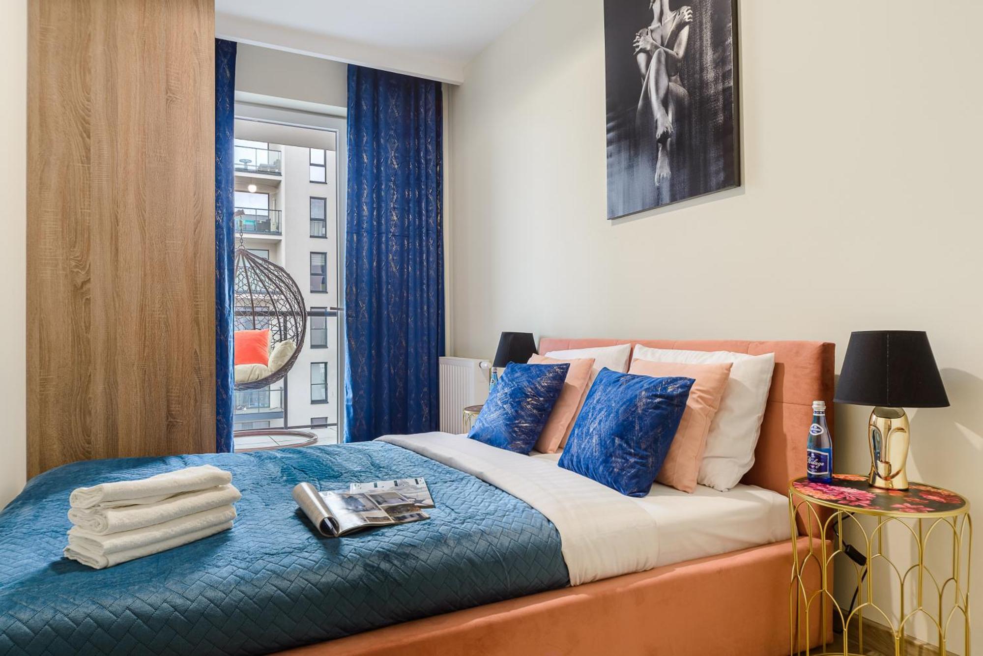 Lumina Stylish 3-Room Apart With Balcony Lodź Bagian luar foto